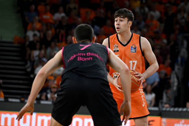 样一位精英 样一位精英